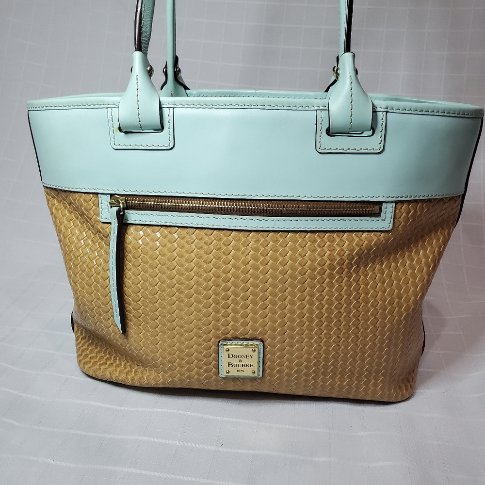 Dooney & Bourke Beacon woven zip tote